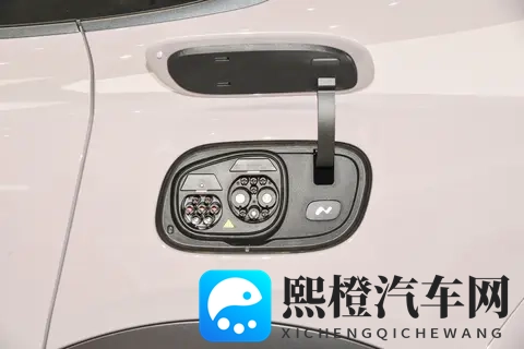 进化不止 风云A9L光辉(四驱)上市抢购价1719万起-1