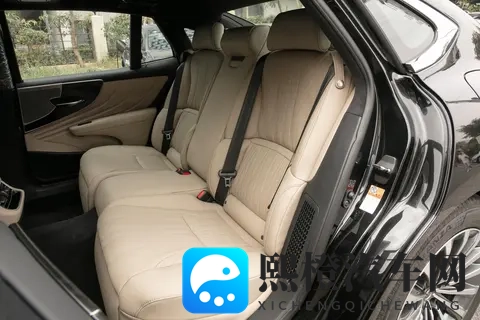 雷克萨斯 LS 2024 款 500h 配置差异与选买建议-1