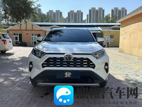10万多拿下丰田RAV4荣放，家用代步靠谱之选？-3