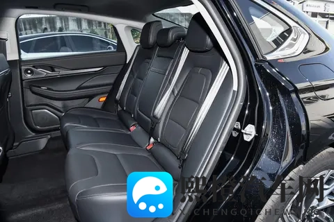 美式豪华首选:林肯 Z 尊悦版 vs 尊尚版选谁?-1