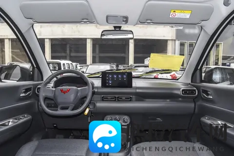 548万元起 新款五菱宏光家族上市 燃油_增程_纯电全都有-2