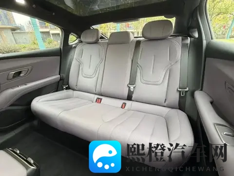 不到14万可买，标配百万底盘+激光雷达，这台央企新车太炸裂了！-3