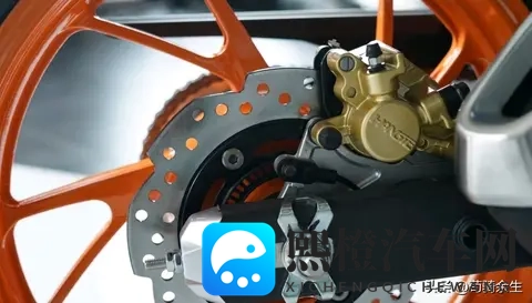 仿赛的颜值街车的心！本田宝藏车型NSP190，安全省油续航全打包！-2