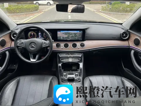 宏光MINIEV四门版再上新，售价558万，你会买吗？-1