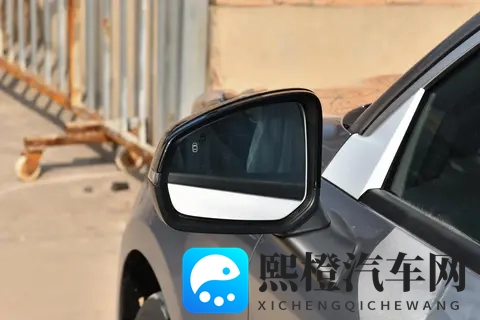 10万精品家轿?深度体验第三代领克03,燃油车的魅力依旧能打!-1