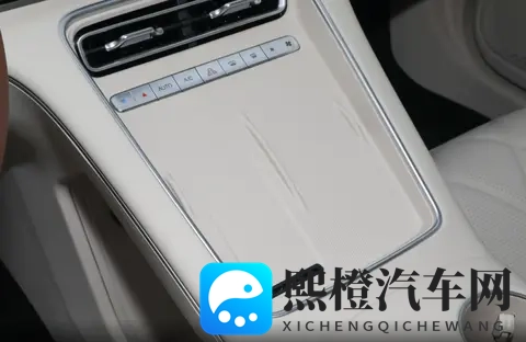 奇瑞推出的中大型车,长超5米+零百79s,15万可拿下,风云A9L-3