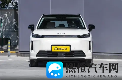 试驾AION i60增程版：55L油耗+40dB静音，香！-3