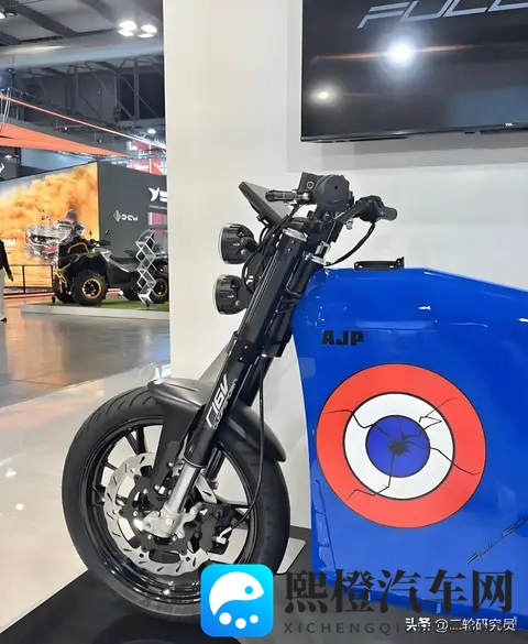 AJP Fulgora电动摩托VS传统燃油摩托,谁才是摩友新宠?-2