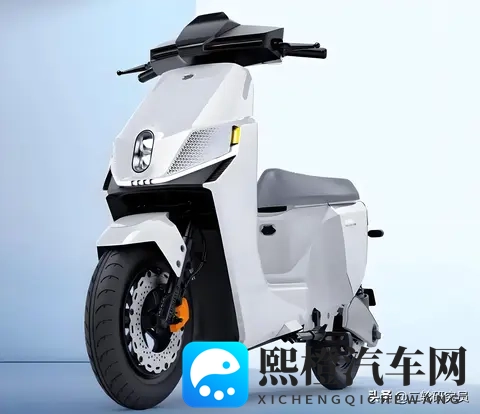 绿源S90-D:12项专利电机+3种动力模式,真能颠覆摩旅?-1