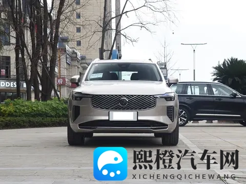 售6389万元起,2026款沃尔沃XC90上市,中大型SUV,三种动力可选-3