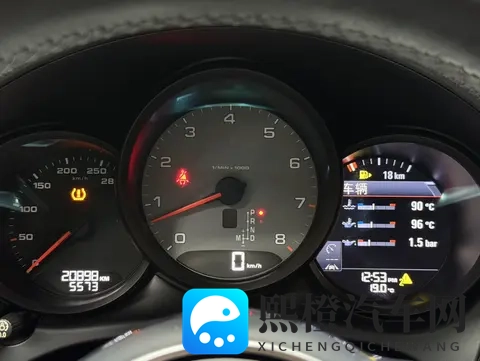 2019年上牌保时捷Macan S，红色战袍，238万圆梦跑车-1