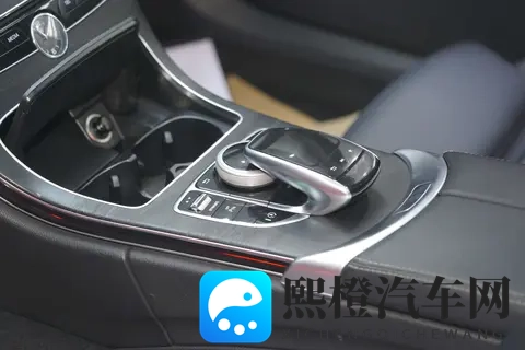 18年奔驰C级,9万公里,11万多体验豪华品牌!-1