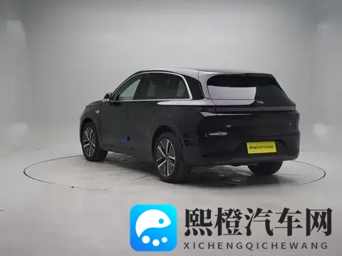 每日一款车-理想L6-3