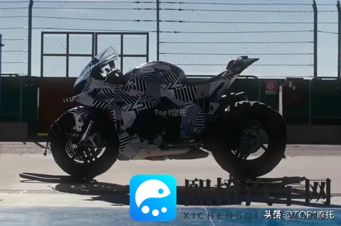 米兰车展丨213匹、极速300+国产最强仿赛，春风V4 SR-RR来了-3