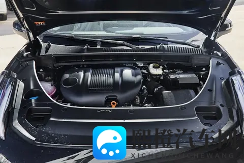 优惠18万，标配6气囊+Lynk Flyme车机，试驾领克03-3