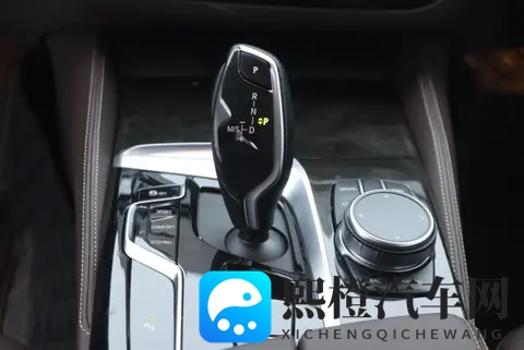 28万多拿下准新宝马5系,体验豪华座驾的舒适与精致-3