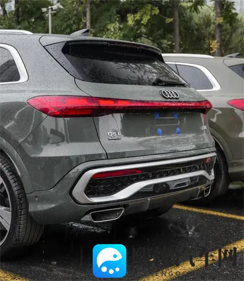 全新外观_三屏内饰,全新奥迪Q5L实车现身,搭华为驾辅_20T动力-1