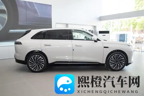 20万级SUV怎么选？星纪元ET深度分析，家用选它没错-3