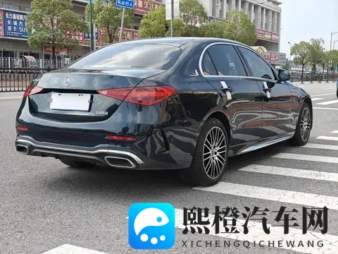 绿色精灵,一手22款奔驰C260L运动版,18万公里正当年!-1