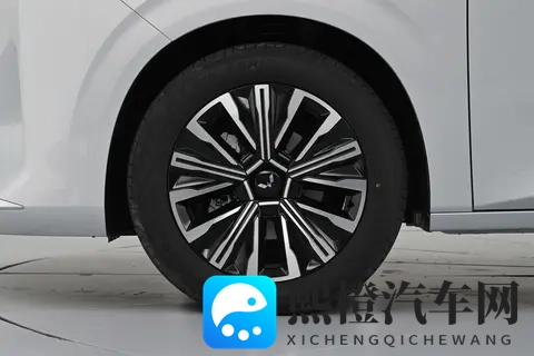 星光730：一车三动力加持，“真”全能舒享大7座，好开更好坐-1