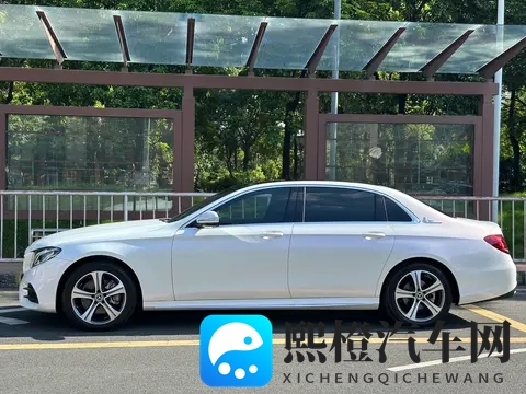 三年奔驰E级，19万开走行政座驾，这气场不输新车！-1