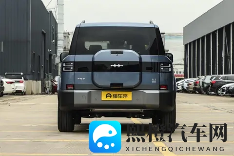 “可城可野”的方盒子SUV,带有车载冰箱,比亚迪钛7产品力如何?-1