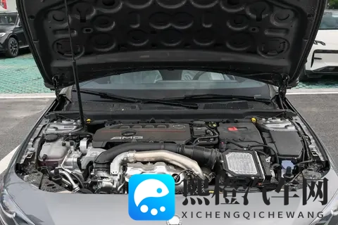 买奔驰 A 级 AMG 看这篇:入门选基础,懂行选改款-2