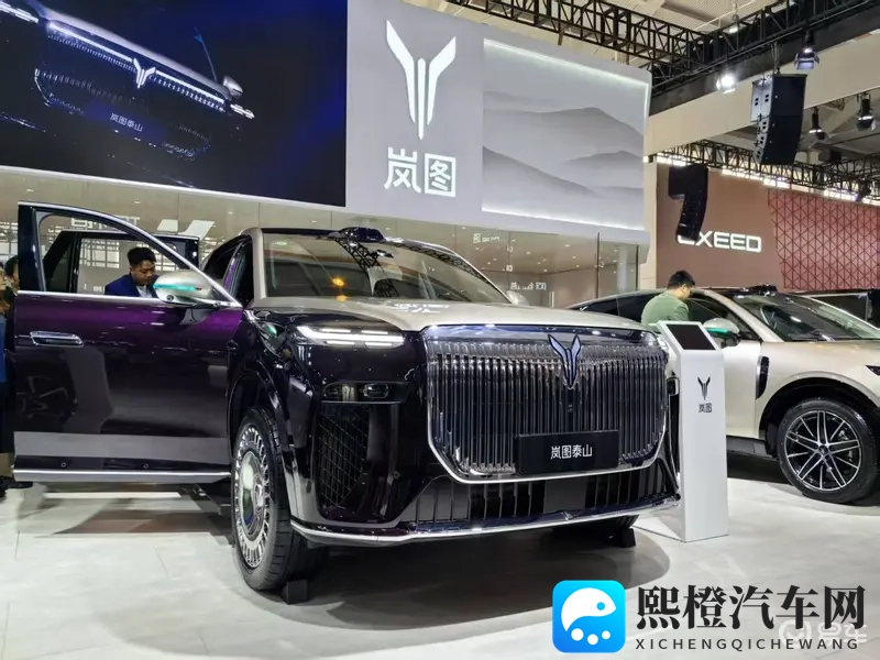 华系旗舰重塑大六座SUV标杆!岚图泰山携四大卖点登陆昆明-1