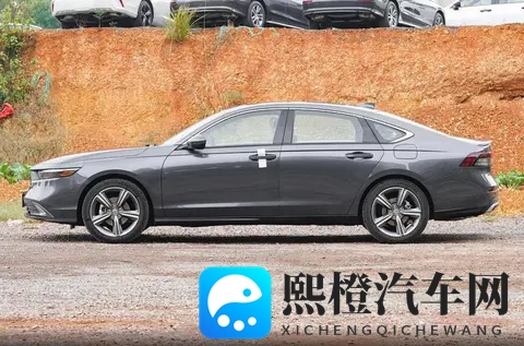 校花扒开 给男人玩：全新SUV震撼登场，性能设计双升级-3