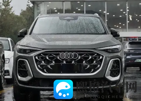 4米8车身+华为乾崑!新奥迪Q5L实拍,272马力太香了-2