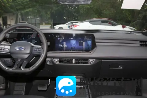 开福特蒙迪欧半年,发现它很适合家用,空间大,配置高,不后悔-1