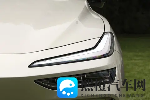 XT5偏科，XC60保守，揽胜极光L是终极赢家-1