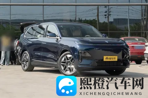 试驾深蓝S09：5米多长6座大SUV，全家出行更舒适-2