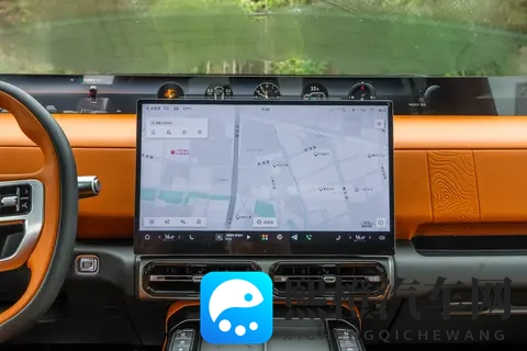 30 万级渡水的方盒子!纵横G700 :馈电油耗 795L,越野家用不纠结-1