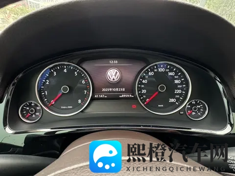 18万多拿下大众途锐,体验德系SUV的沉稳大气-1