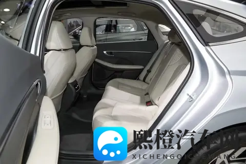 选合资B级车,预算不够也能看?索纳塔这价格有点惊喜-1