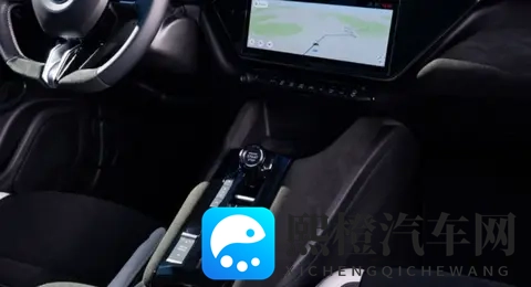 专属套件+多种动力搭配，全新阿尔法·罗密欧Junior特别版亮相-1