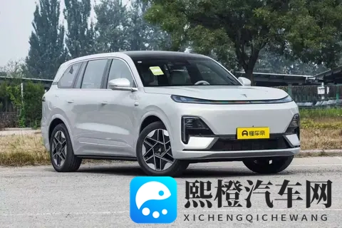 华为ADS+鸿蒙座舱加持!深蓝S09成20万级六座SUV新标杆-2