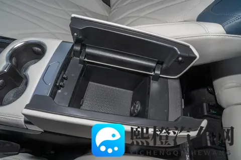 30岁小伙推荐捷途山海L7 PLUS，家用露营两不误！-1