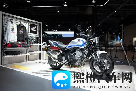 资讯  东风本田S7_本田CB500 SF等，本田全领域产品亮相2025进博会-3