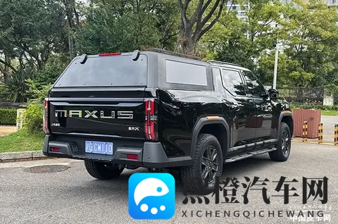 t55.44C陈冠希与陈慧琳：明星跨界命名新车型，时尚风潮再起波澜-2