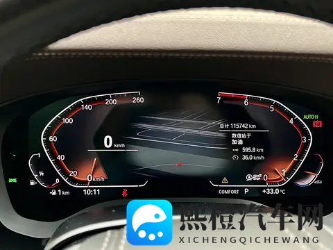 娘在狗子背上用手写字说长大了：母爱书写成长足迹，狗背留痕见证成长-2