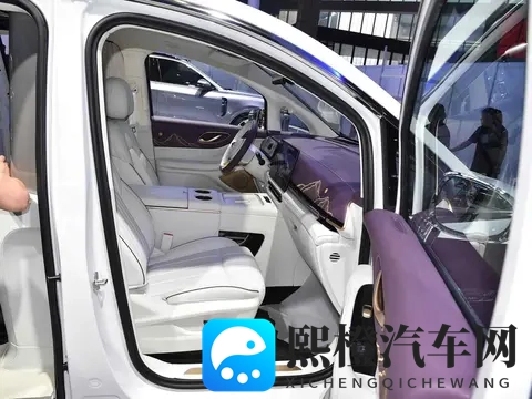 岚图推四座MPV，价格比极氪低8万，高端用户真会买单吗？-2