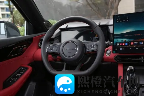 燃油车也有性价比！领克 03 第三代 20T+8AT，智能配置还不落后-1