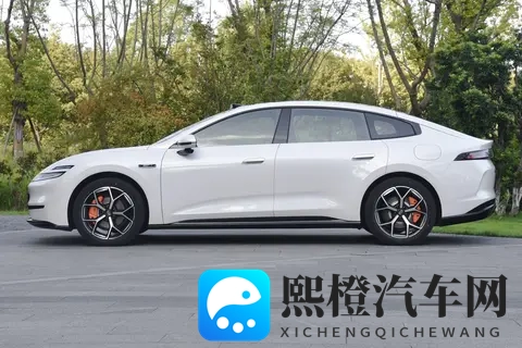 516%！新能源车首超燃油车，不是终结是新战场-1