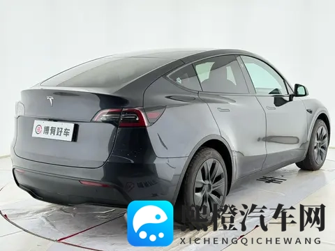 一手准新特斯拉Model Y,59秒破百,18万开回家!-2