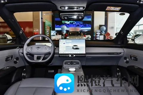 1599万买大五座轿跑，轴距2922mm，续航630km-2