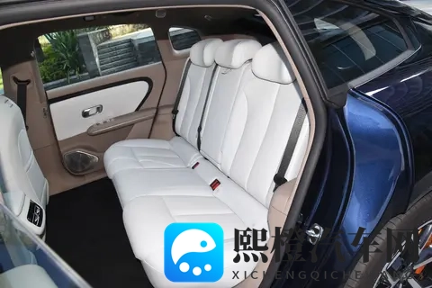 上汽大众朗逸Pro新车型,价格888万至1129万-1