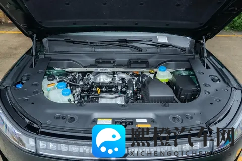 限时1599万起售，东风奕派2026款eπ008五座版上市，值得一看-1