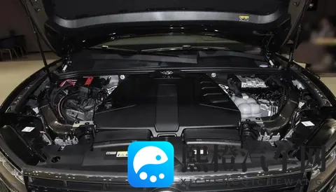 纯进口的中大型SUV，配20T发动机+空气悬挂，25款大众途锐能买？-2